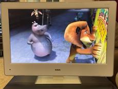 Телевизор BBK LED ЖК, со встроеным DVD плеером.