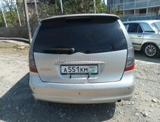 Mitsubishi Grandis