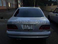 Mercedes-Benz E-Класс