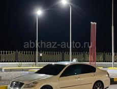 Nissan fuga
