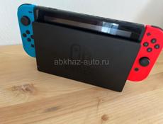 Продаю  игровую приставку Nintendo switch