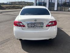 Nissan fuga