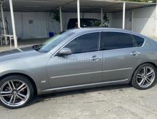 Nissan fuga