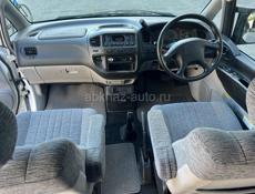 Mitsubishi Pistachio