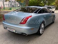 Jaguar XJ Series