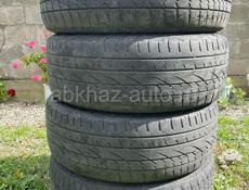 Продаются Шины 235/55 R19