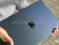 MacBook Air 13 (2022) M2 8/256GB 