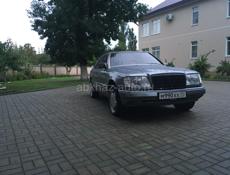 Mercedes-Benz 124