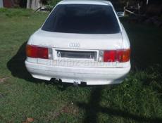 Audi 80