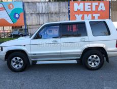 Isuzu Trooper