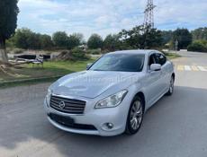 Infiniti M35