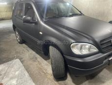 Mercedes-Benz ML