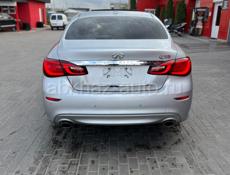 Infiniti Q45