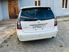 Mitsubishi Grandis