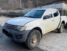 Mitsubishi L 200