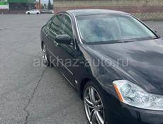 Nissan fuga