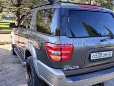 Toyota Sequoia