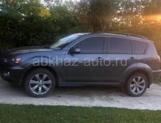 Mitsubishi Outlander XL