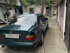 Mercedes-Benz 124