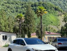Infiniti Q30