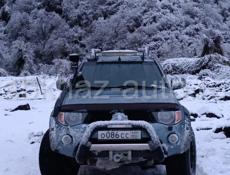 Mitsubishi L 200