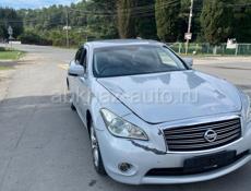 Infiniti M35