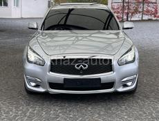 Infiniti Q45