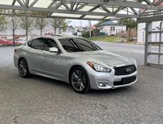Infiniti Q45