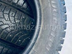 Автошина бу Bridgestone Blizzak Spike-01 185/65 R15