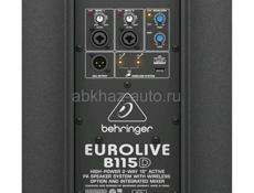 Активная акустическая колонка Behringer B115D