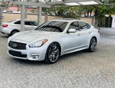 Infiniti QX4