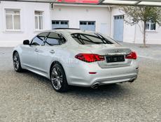 Infiniti QX4