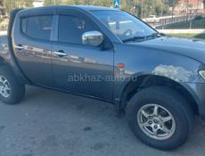 Mitsubishi L 200