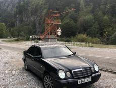 Mercedes-Benz 200-Series
