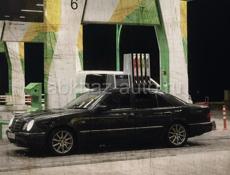 Mercedes-Benz 200-Series