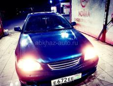 Toyota Avensis Verso