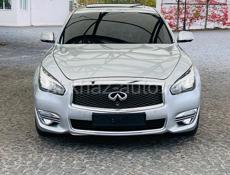 Infiniti Q45