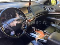 Infiniti M35