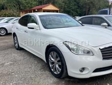 Nissan fuga