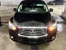 Infiniti Q30