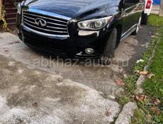 Infiniti Q30