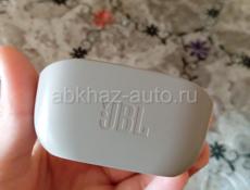 Продаю беспроводные наушники от JBL