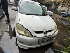 Toyota Ipsum