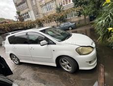Toyota Ipsum