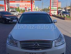 Nissan fuga