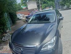 Nissan fuga