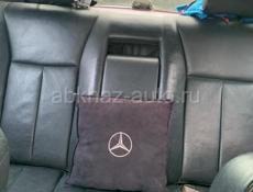 Mercedes-Benz 200-Series