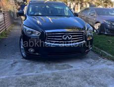 Infiniti QX56