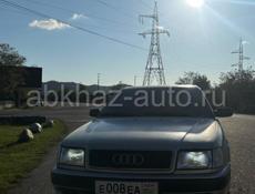 Audi 100