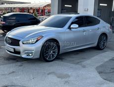 Infiniti QX4